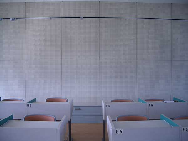 黒板取替え、移設2